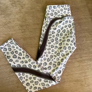 Violate cheetah print workout leggings